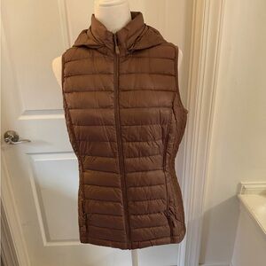 32 Degrees Women's Tan Puffer Vest